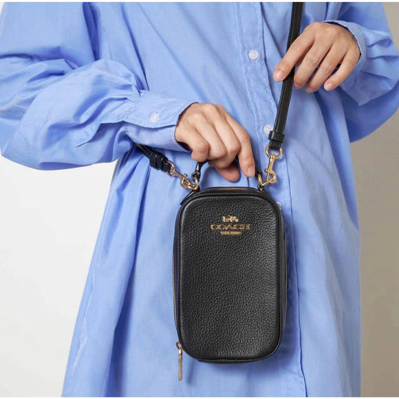 Coach Authentic Eva Phone 2-Way Small Minimalist Crossbody Shoulder Bag like NEW - Picture 2 of 14